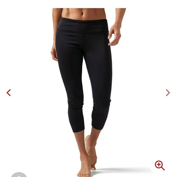 Reebok Pants - Reebok NWOT! workout capris! 💖